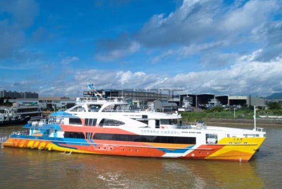 由七一一所集成提供主動力系統(tǒng)鋁合金單體高速客船“三亞灣”號順利完成(圖1)