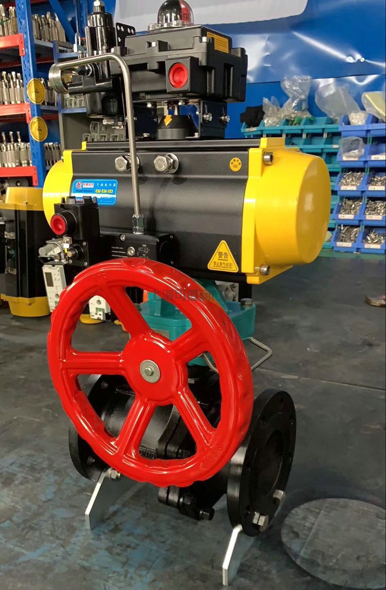 Q6S41F氣動(dòng)帶手輪球閥實(shí)物圖2